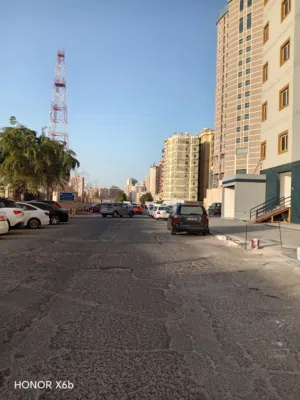 محل للايجار حولي يصلح.لجميع الانشطة