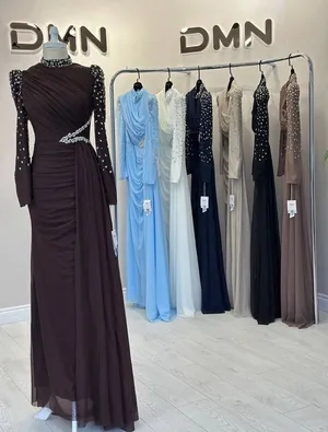 Evening . L . Black . New3