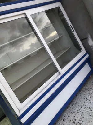تلاجات عرض