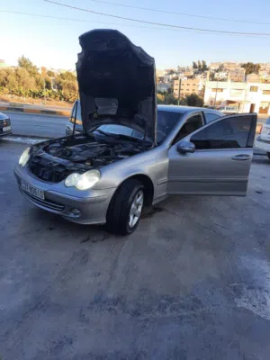 مرسيدس c180