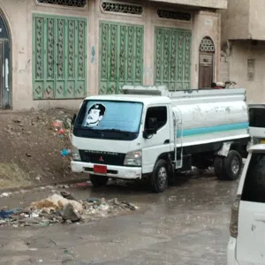 للبيع  دينه وايت متسبيشي ملكه نضيف 2006