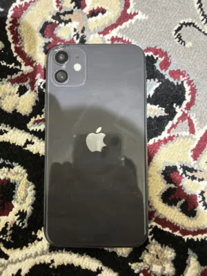 Apple iPhone 11 128 GB in Al Dakhiliya