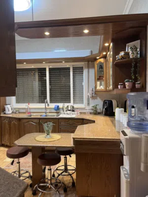 مطبخ خشب بلوط صولد للبيع بسعر مغري