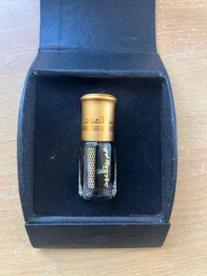 عطر العود الفاخر من Arabian Oud – عبوة مميزة
