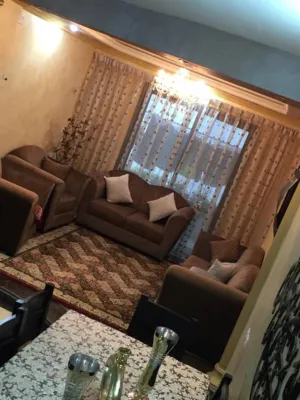 شقة-مشطبة-160م-3-غرف-نوم-وصالون-كبير-وبرندتين-كبار-خلفية-فوق-رفيديا-وتحت-المخفيه