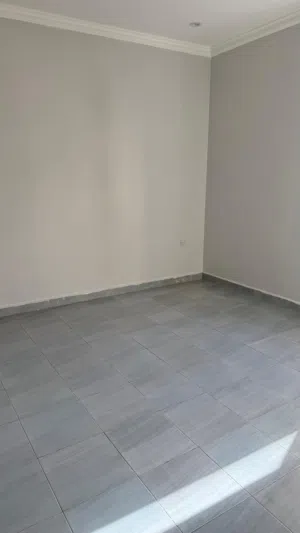 للايجار شقه بالمطلاع N1