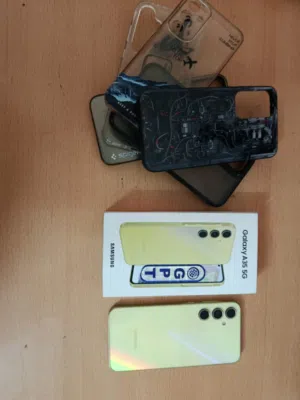 جالاكسي A35 سامسونج مستعمل بحالة ممتازة مع ملحقات وذاكرة 128 جيجابايت