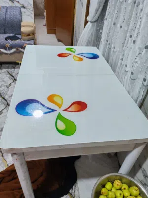ميز طعام للبيع
