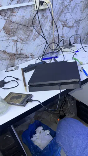 أجهزه ps4 معدل هاردسك 1000 قيقا  اجهزه سلم مسكر