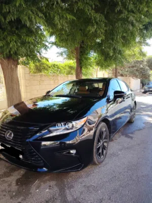 Used Lexus ES in Amman