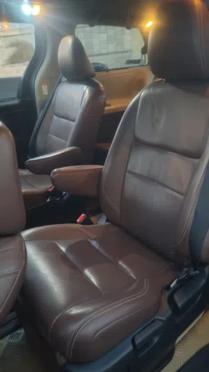 Used Toyota Sienna in Muscat