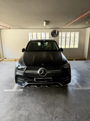 Mercedes GLE 450 4Matic with service contract and Warranty