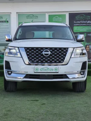 نيسان الدفع الرباعي باترول موديل 2016 خليجي السياره في قمه النظافه.....................