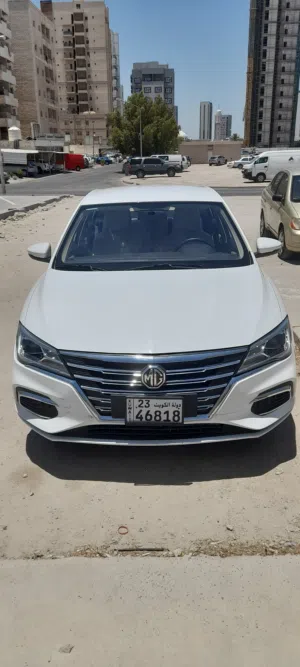 للبيع  MC5  2025