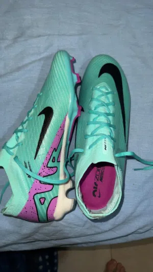 حذاء NIKE air zoom اصلي