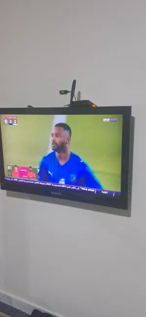 شاشه  للبيع بسعر مغري