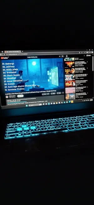 MSI THIN 15 RTX 3050 CORE I7 16 GB RAM 512 STORAGE