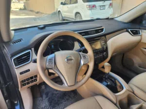 Used Nissan Rogue in Ajman
