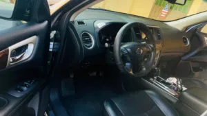 Nissan Pathfinder SV 2014