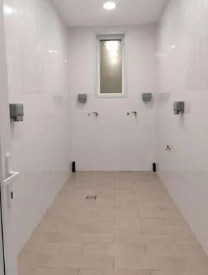 More than 6 bedrooms . Unfurnished . Yearly4