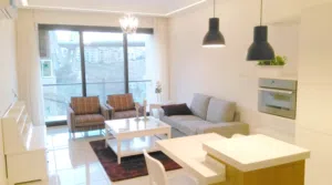 عبدون شقة مفروشه مميزه  و مطلة للإيجار