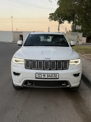 Jeep للبيع