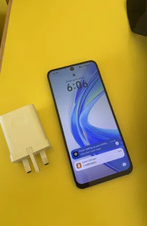 Honor x7b حالك وكاله بطارية ممتازه 6000mah و لون مميز (اقرا الوصف)