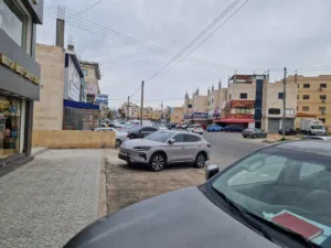 مطعم للبيع في البنيات