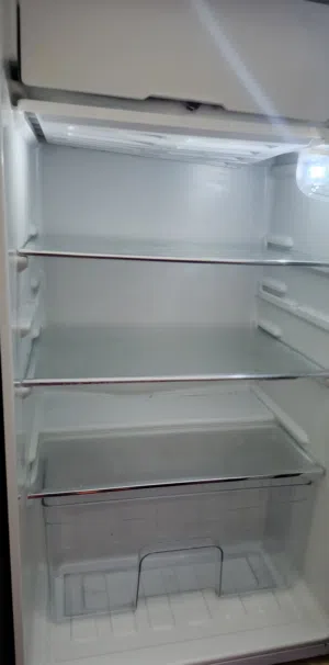 ثلاجة ميني للبيع بحالة الوكالة