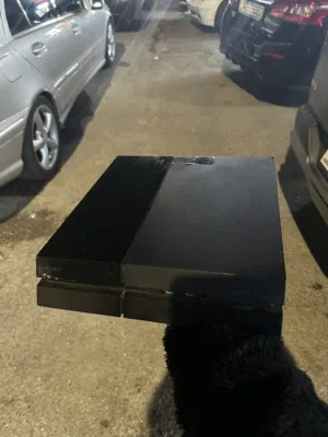 بلاستيشن 4 عادي