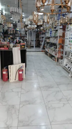 محل للايجار على رئيسي فشلوم بدون مقدم