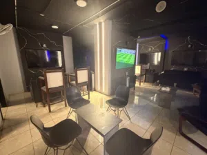 للبيع محل بلاستيشن بسعر حررررق