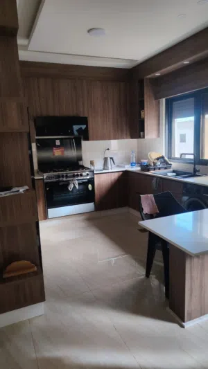 163 m2 3 Bedrooms Apartments for Sale in Amman Jubaiha