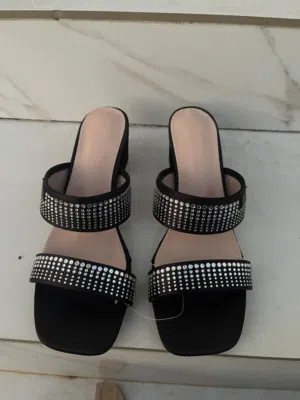 احذيه نسائية كعب