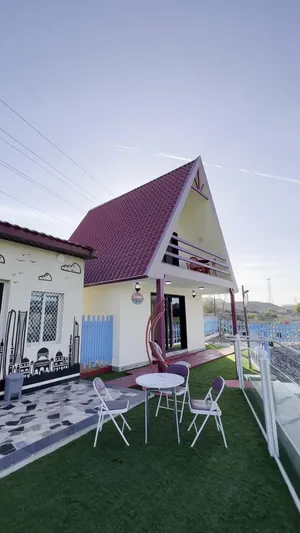 5 Bedrooms . Furnished . Daily0