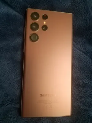 Samsung . Galaxy S22 Ultra . 256 GB3