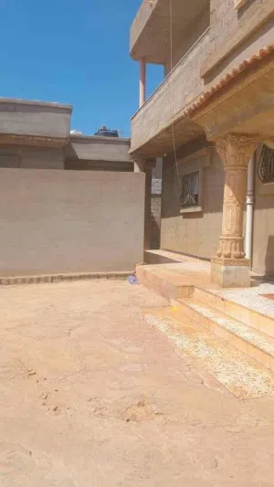 منزل 3 أدوار في بوعطني – بعد شيل الببسي