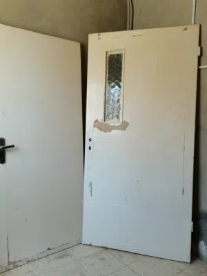 ابواب اثنين بدون حلق للاثنين