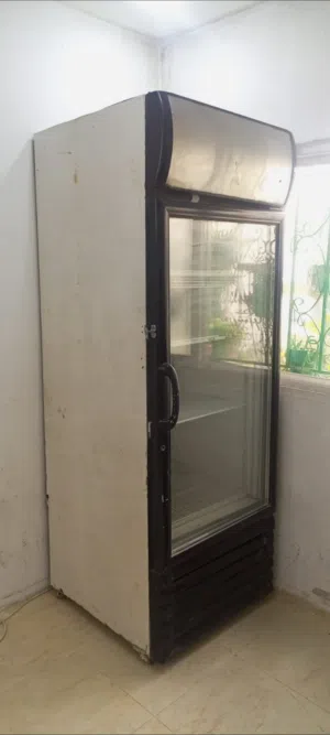 ثلاجة عرض باب واحد حجم كبير تبريد ممتاز