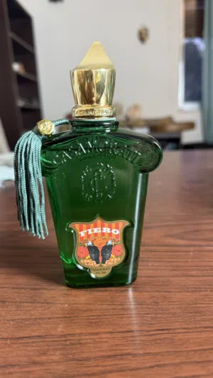 عطر كازاموراتي فييرو 100 مل مستعمل للبيع بدون علبته ليس تستر