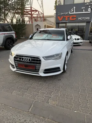 اودي s6 تشييكات ركاله مواصفات خاصه تشيكة بالوكاله فاتورتها 10000 آلاف دهم جاهزه قمة في النضافه