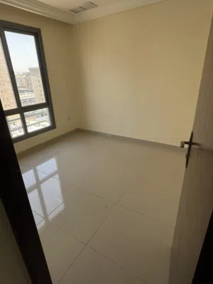 مشاركة سكن ثلاث غرف وصالة
