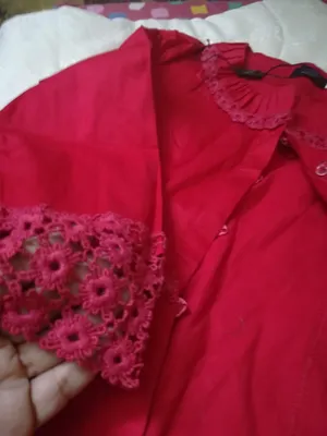Girls . Tops . Red1