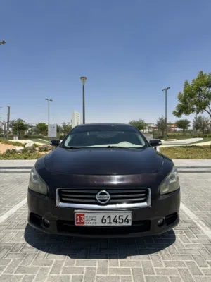 Nissan Maxima Model 2012