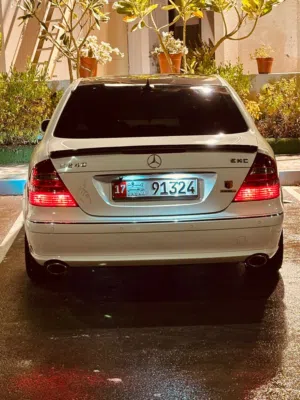 مرسيدس بنز E240 موديل 2005