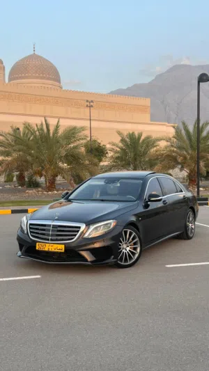 Mercedes-Benz S550