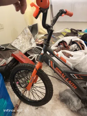 بسكليت أمريكي جنط 16 وكاله فش فيه اشي استخدام شهر لا طفل صغير