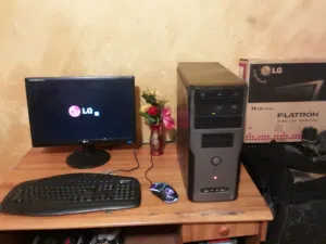 كمبيوتر كامل ولابتوبات وشاشات ومحولات