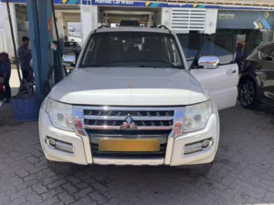 2016 Mitsubishi Pajero GLS Top SUV with GCC Specs, 7 Seats, Fully Equipped