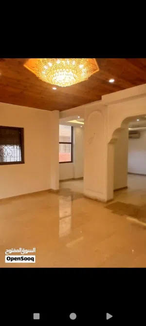 200 m2 3 Bedrooms Apartments for Rent in Amman Tla' Ali